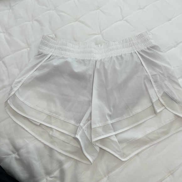 Athleta MESH RACER RUN MID RISE 4 SHORT - Picture 6 of 8